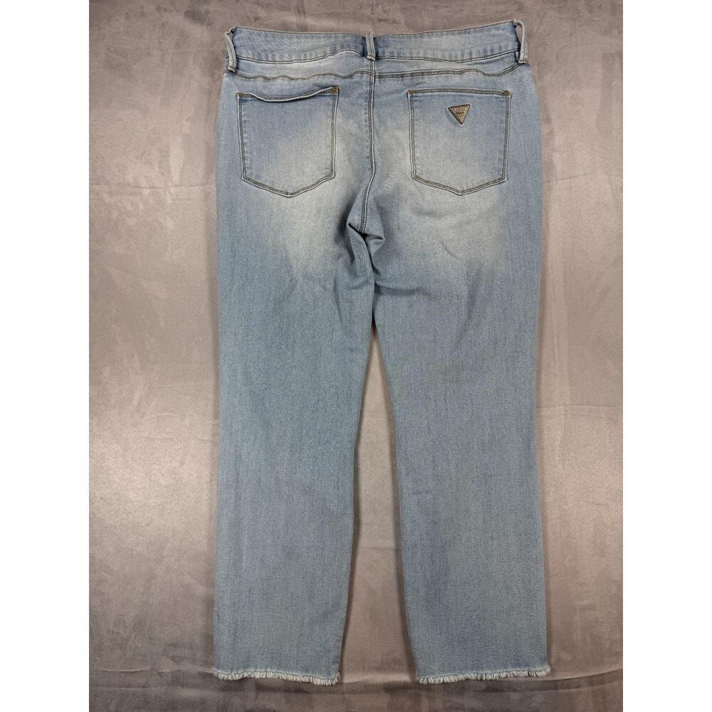 GUESS Jeans Women's Size 32 Curvy Light Wash Crop Distressed Stretch - Picture 2 of 9